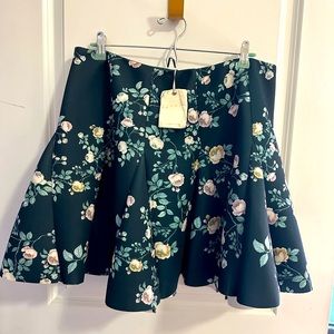 Kohl’s Lauren Conrad Runway Scuba Floral Skirt